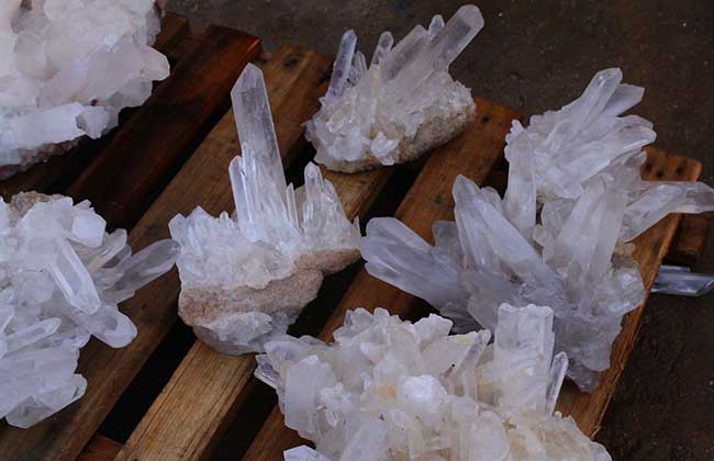 天然水晶怎么鉴别？