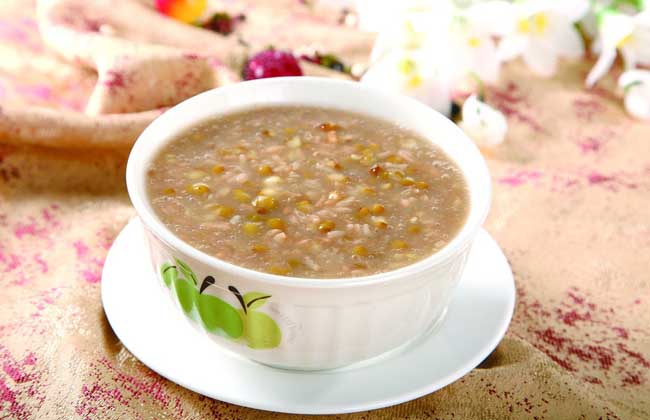 绿豆粥的做法大全