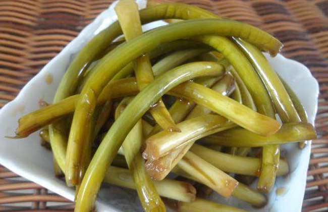 家常蒜苔的腌制方法