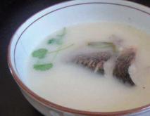 下奶鲫鱼汤的做法大全