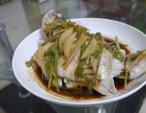清蒸鲈鱼蒸多长时间？